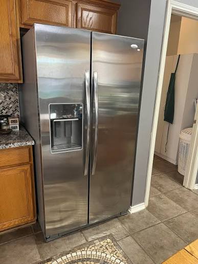 Refrigerator 4